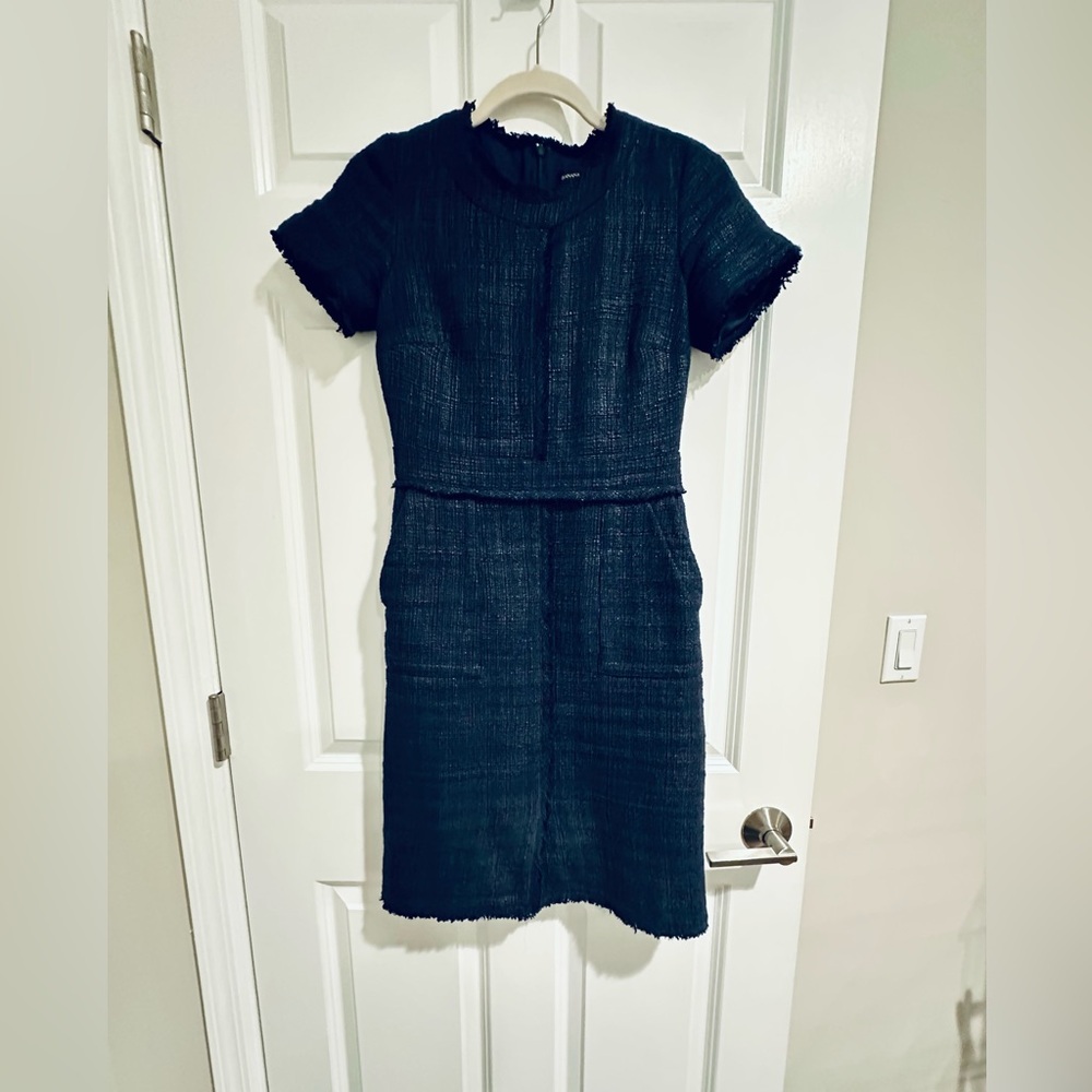 GUC Banana Republic Short Sleeve Navy Dress - Size 0